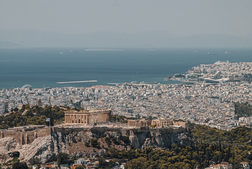 ギリシャってどんな国？歴史・経済・観光スポットを紹介します